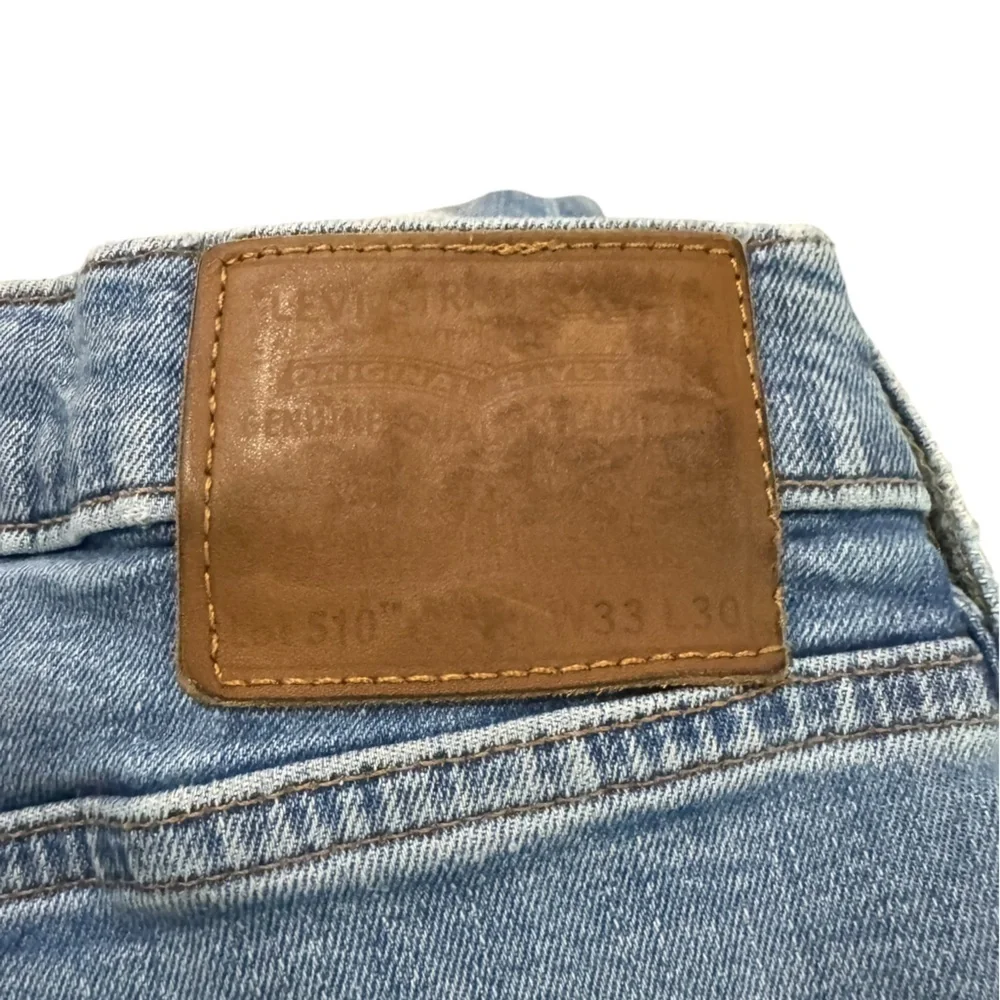 GUC Levi’s Premium Men’s 510 Jeans stretch 33W 30L Distressed Denim flaw